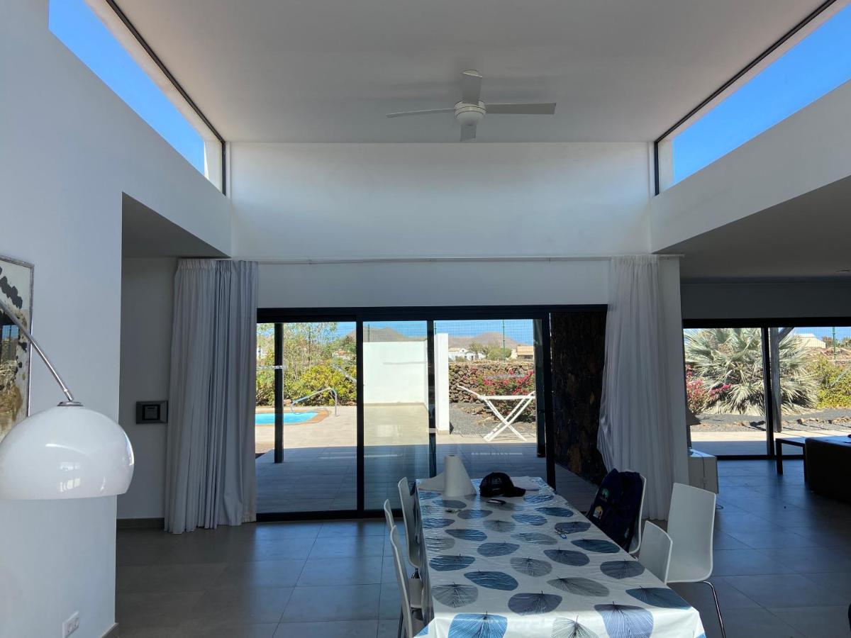 Heated & Shared Pool Villa Matriana 36A, North Shore Villas 라하레스 외부 사진
