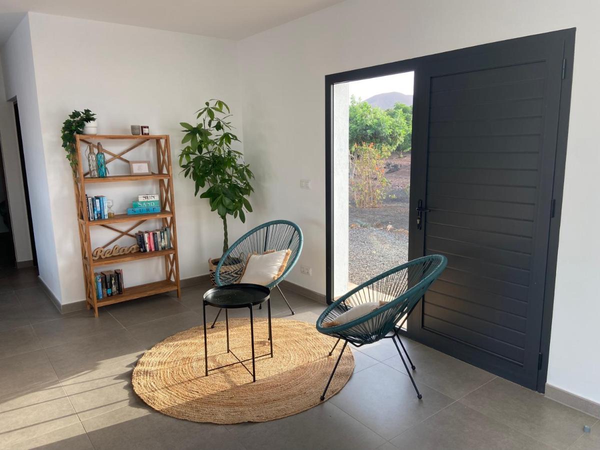 Heated & Shared Pool Villa Matriana 36A, North Shore Villas 라하레스 외부 사진