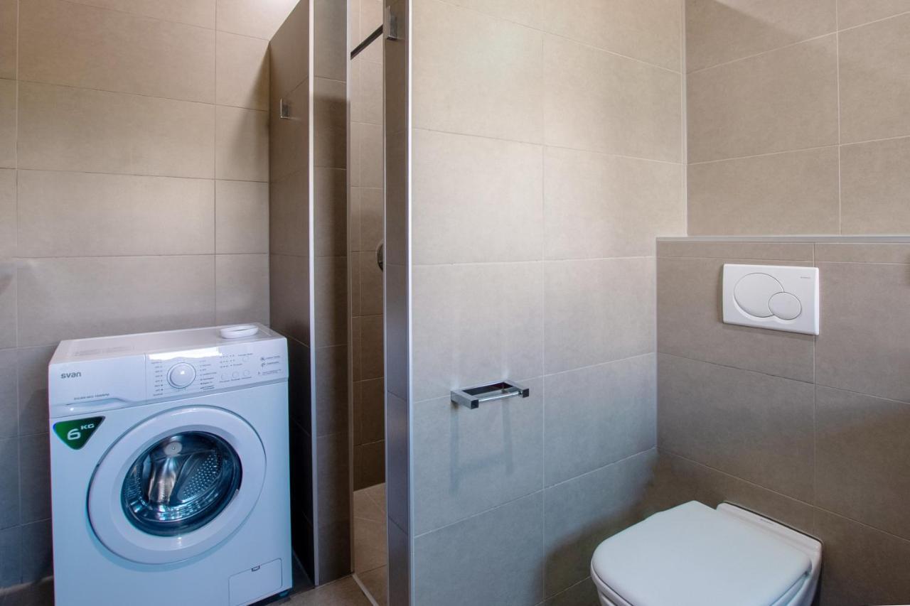 Heated & Shared Pool Villa Matriana 36A, North Shore Villas 라하레스 외부 사진